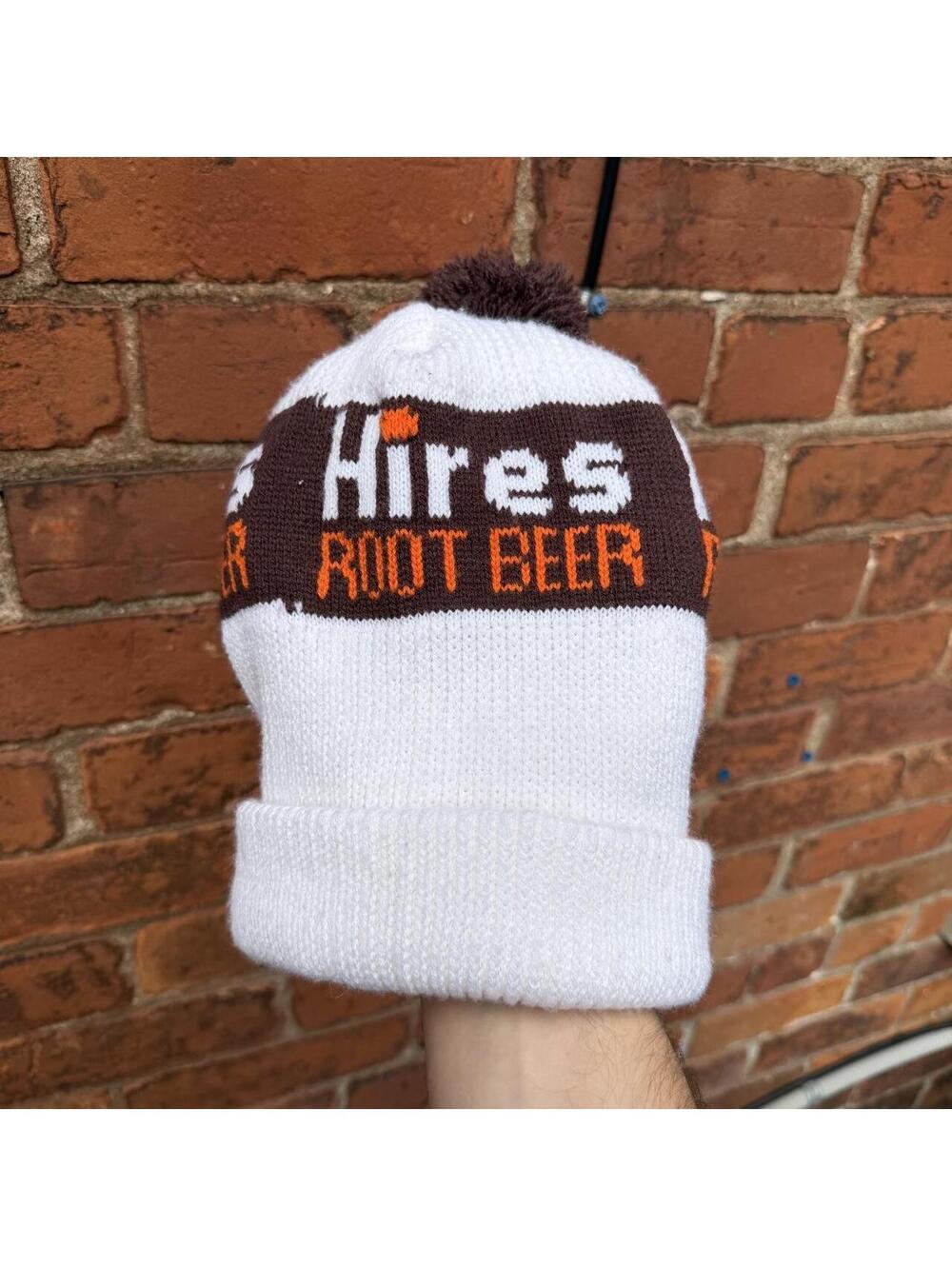Vintage hires root beer Pom Pom beanie 90s pop soda